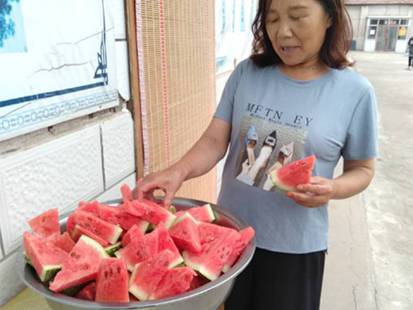 夏天每天吃西瓜